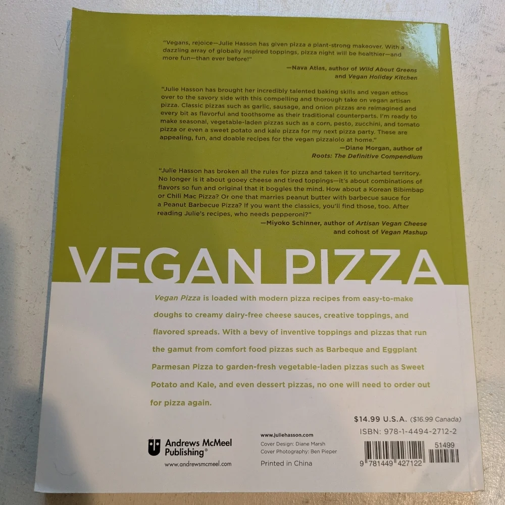 Vegan Pizza Recipe Book - 50 Cheesy, Crispy, Healthy Recipes